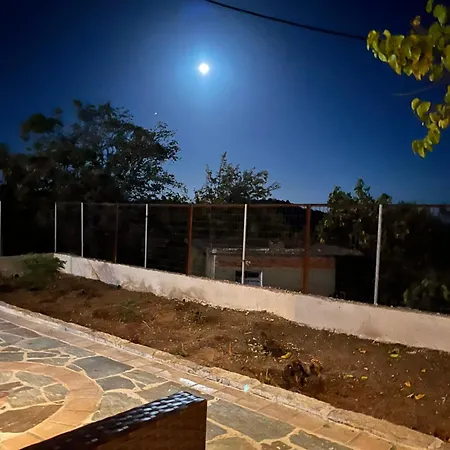 The Small Mountain House Seta