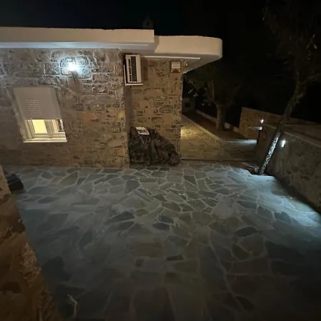 The Small Mountain House Vakantiehuis Seta